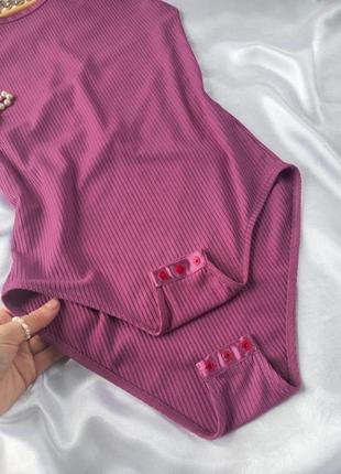 Боди с переплётом на бретелях в рубчик летнее розовое трендовое топ майка7 фото