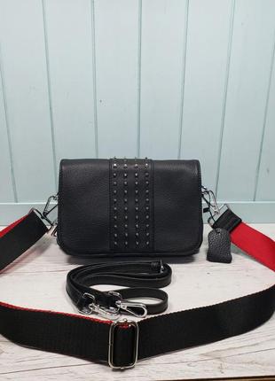 Женская кожаная сумка черная с шипами цепочкой жіноча шкіряна чорна1 фото