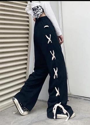 Брюки в стиле харадзюка в наличии