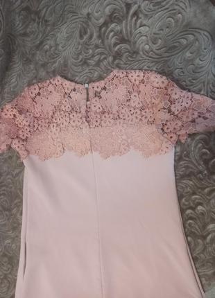 Нежное платье