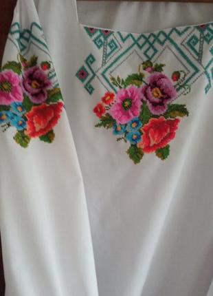 Вышиванка женская