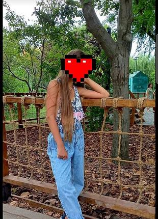Джинсы zara mom на 9 лет, рост 134 см