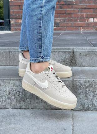 Женские кроссовки nike side air force low ‘beige