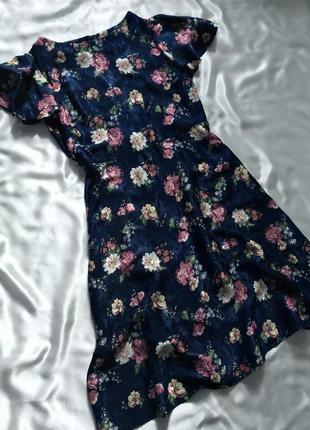 Сукня -міді в квітковий принт