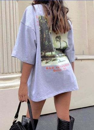 Оверсайз-футболка ярко-голубого цвета