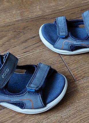 Ecco biom босоножки р.26(16 см)