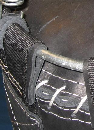 Мешок боксерский bs – цилиндрический кожаный, 180х35 cm на 8 пружинах l18 с вращающимся диском7 фото