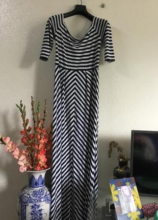 Продам шикарное платье 48 размера