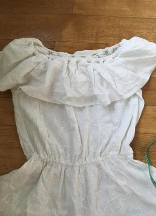 Супер нарядное белое платье мини. платье с воланами. платье на плечах. шикарное платье.4 фото