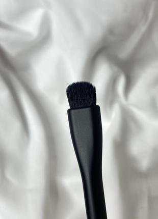 Wingme cosmetics 03 small shading brush пензлик для повік нанесення тіней