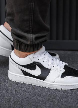 Кросівки nike air jordan 1 low panda 2024