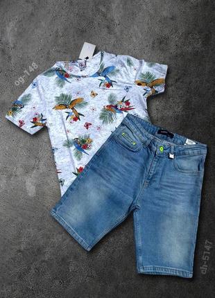Мужской повседневный комплект шорты джинсовые приталенные с потертостями качественные + футболка с принтами смайлики