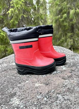 Резиновые детские сапоги