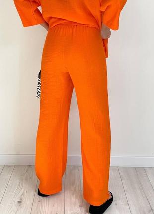Муслиновый костюм рубашка брюки качественный базовый зеленый малиновый оранжевый оранжевый синий трендовый стильный хлопковый комплект9 фото