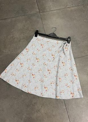 Спідниця на запах літня в квітковий принт m&s