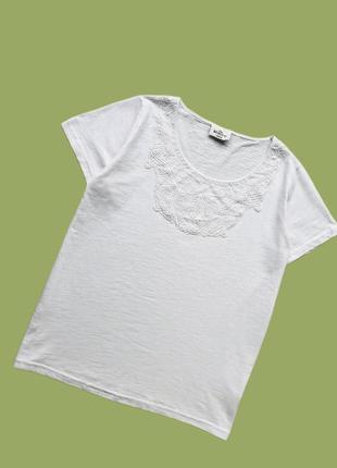 Мила футболка з декором із мережива gina benotti