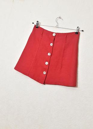 Італія красива спідниця червона на застібці спереду, довжина міні тканина льон літня жіноча3 фото