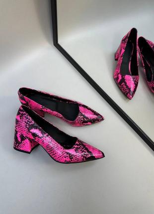 Туфли лодочки женские из натуральной итальянской кожи и замша женские на каблуке