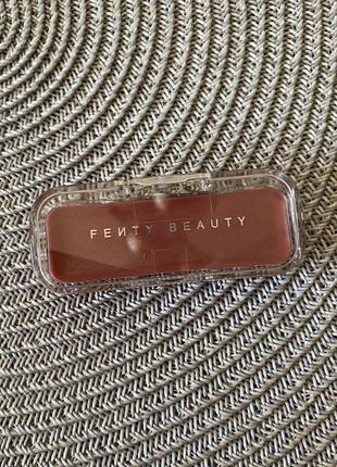 Блиск для губ fenty beauty by rihanna gloss bomb dip clip on lip luminizer fenty glow, 6g