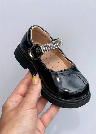 Дитячі туфлі для дівчаток4 фото