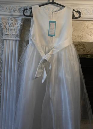 Платье белое с цветком3 фото