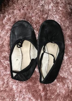 Балетки , чешки для танцев натуральная кожа