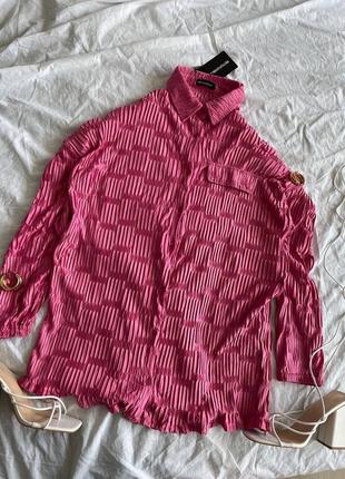 Розовый оверсайз рубашка prettylittlething4 фото