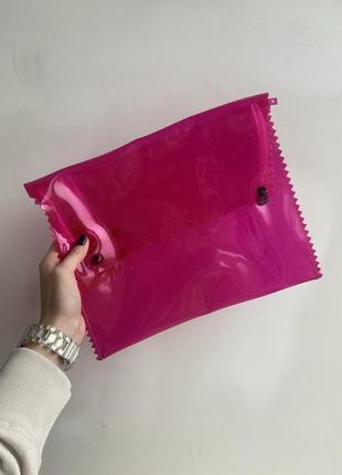 Рожевий прозорий клатч папка bershka
