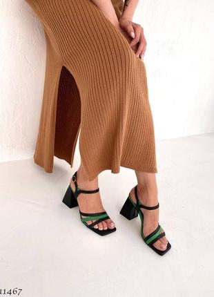 Босоніжки шльопки натуральна шкіра чорний зелений