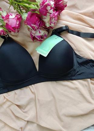 Безкаркасний бюстгалттер на чашку а