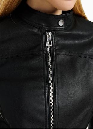 Байкерская куртка из искусственной кожи bershka (косуха)3 фото
