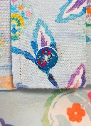 Блуза літня bariloche у квітковий принт з ексклюзивними ґудзиками8 фото