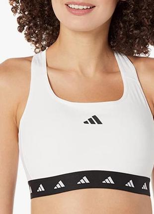 Білий спортивний топ adidas women's powerreact training techfit bra