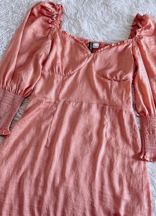 Нежное розовое сатиновое платье h&m6 фото