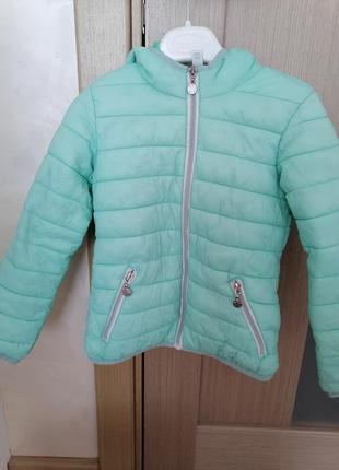 Демисезонная курточка итальянского бренда idete для девочки 5-6 лет 116 см