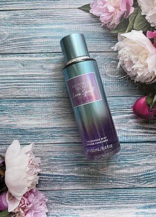 Спрей love spell splash victoria's secret