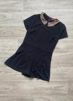 Черный ромпер шорты комбинезон с леопардовым воротником