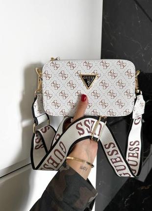 Брендова сумка guess crossbody white