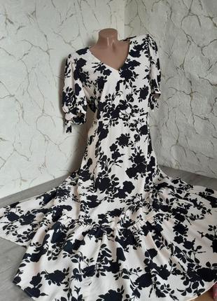 Платье миди новое с этикеткой розовое в цветочный чёрный принт,вискоза,48 р.