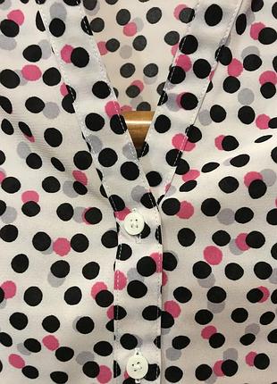 Огромный выбор красивых блуз и рубашек.