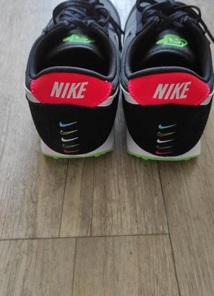 Nike

женские кроссовки daybreak se black white green strike

worldwide новые оригинал8 фото