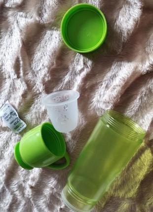 Пляшка пластикова із заварником для ягід green tea 350 мл3 фото