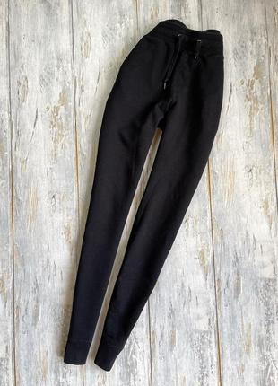Штани джогери uniqlo