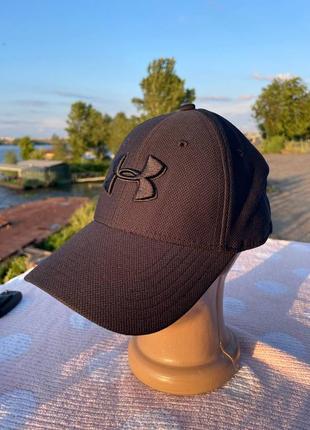 Кепка under armour