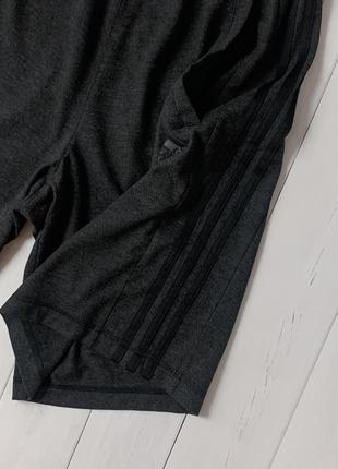 Мужские серые спортивные повседневные тренировочные шорты adidas essentials адидас. размер s m9 фото