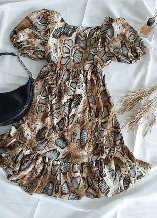Платье с животным принтом