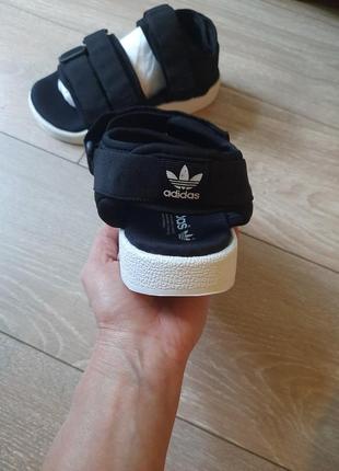 Босоножки adidas adilette black white8 фото