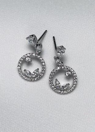 Серьги невероятные медицинская сталь