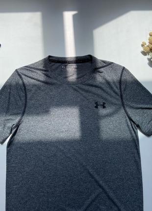 Under armour tshirth чоловіча базова спортивна футболка андер армор3 фото