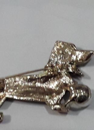 Красива брошка собачка 2